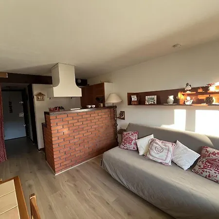Appartement Plein Sud Au Coeur De La Station, Acces Direct Pistes - Fr-1-787-132