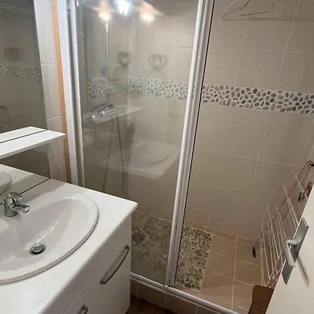 Plein Sud Au Coeur De La Station, Acces Direct Pistes - Fr-1-787-132 Appartement Laveissière